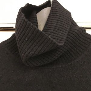 Black Cashmere Turtleneck Sweater